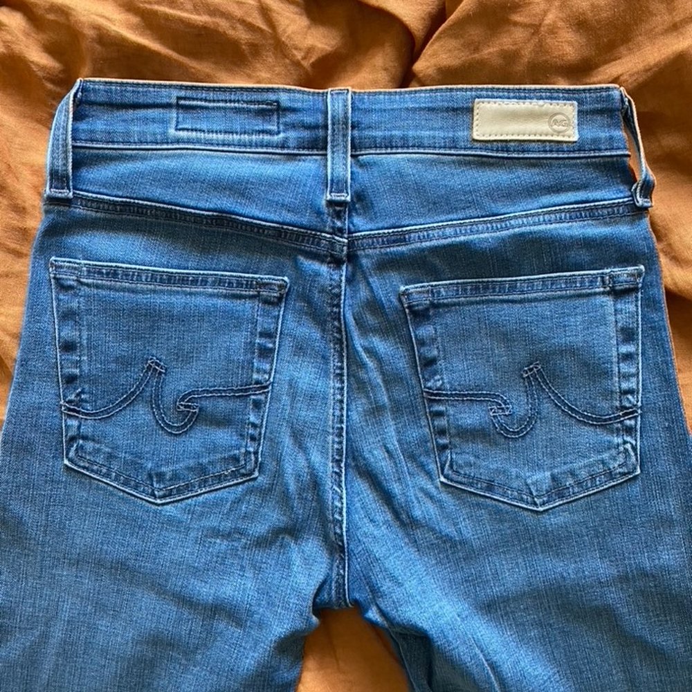 AG: The Farrah Skinny Jean - Picture 3 of 4